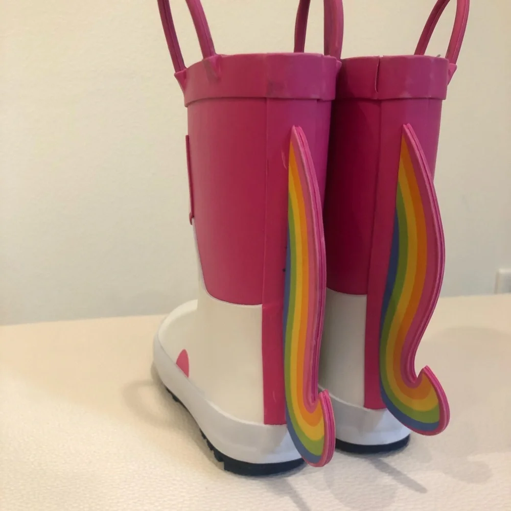 Cat and Jack Unicorn Rain Boots Sz 8